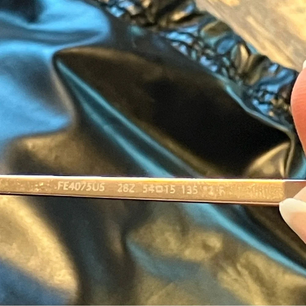 Authentic #Fendi !! color rose gold gradient 
FF Crystal Metal Oval Sunglasses - Picture 12 of 17